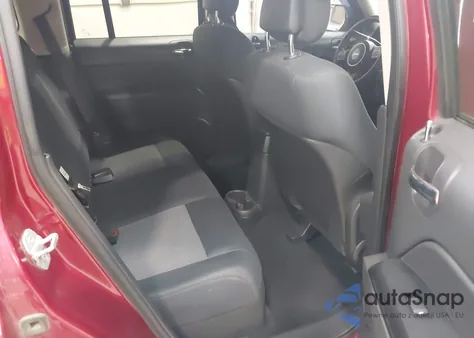 2012 Jeep Patriot Latitude z USA, uszkodzony, nr VIN 1C4NJRFB7CD621992